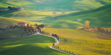 Vẻ đẹp kỳ diệu của cánh đồng Tunscany, Italia
