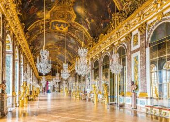 10 cung điện lộng lẫy bậc nhất thế giới