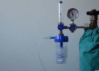 Hướng dẫn sử dụng bình ô xy y tế tại nhà