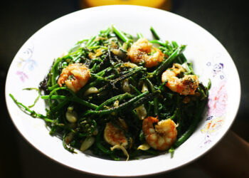 5 loại rau rừng về phố ăn rất bắt cơm