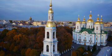 Ngắm những nhà thờ đẹp như bước ra từ cổ tích của nước Nga