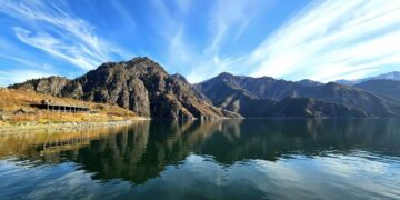 Kể chuyện đường xa caravan: Lạc cõi thần tiên hồ Thiên Trì, núi Thiên Sơn băng tuyết