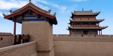 Nhật ký tour caravan Tây An – Tân Cương: Ngắm viên gạch xây thành kỳ bí, đón cơn mưa vùng khô hạn