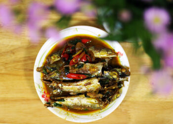 Kho cá nục sao phải lo khô hay ướt, tanh hay không?