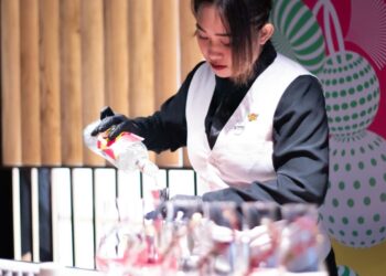 Lễ hội ẩm thực đẹp thì không lấy ăn uống làm no, xem nghe vô nghĩa