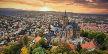 Chào Paris nhé, tôi đến những nơi này đón mùa thu châu Âu