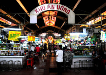 Những khu phố ẩm thực nổi tiếng ở Sài Gòn