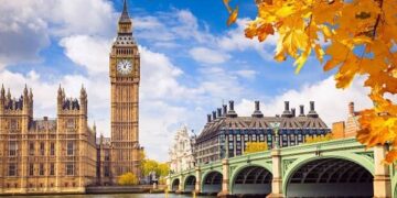 Tài khoản, sao kê, số dư nhiều tỷ đồng có dễ đậu visa Anh?