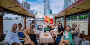 Lễ hội sông nước TP.HCM đã trở lại