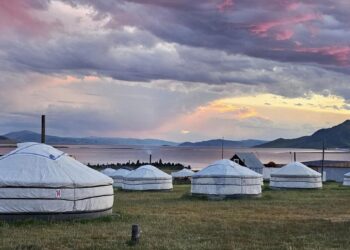 Lên tour caravan theo chân vó ngựa Mông Cổ