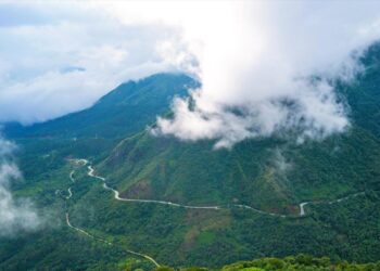 Đèo Ô Quy Hồ – nơi gặp gỡ đất trời