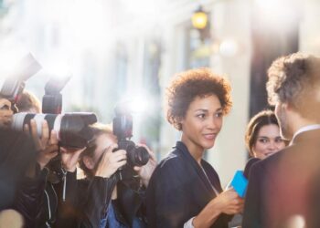 Ngành nào cần người, nghề nào lương cao?