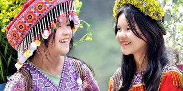 Những cung đường xuân khiến lữ khách say lòng