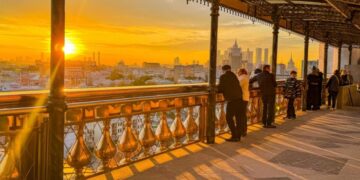 Vẻ đẹp xuyên thời gian từ Moscow đến Saint Petersburg