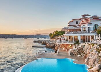 Những khách sạn sang nhất kinh đô điện ảnh Cannes