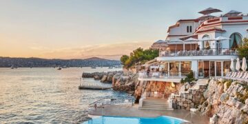 Những khách sạn sang nhất kinh đô điện ảnh Cannes