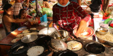 Cái bánh xèo siêu rẻ ở chợ rẻ nhất, chưa từng thấy nơi nào nữa trên xứ Việt