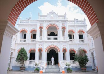 Khám phá dinh thự đẹp như tranh ở Bắc Hà