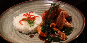 Trải nghiệm ‘hành trình ẩm thực Việt’ trên tòa nhà cao nhất Việt Nam