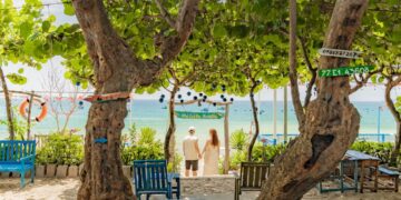 Làng chài ở Gia Lai có biển xanh cát trắng, cầm 50 ngàn 4 người ăn sáng no nê