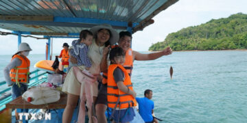 Khám phá vẻ đẹp hoang sơ, độc đáo của quần đảo Hải Tặc