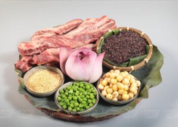 Cơm gạo lứt lá sen – nét giao thoa của ẩm thực Á – Âu