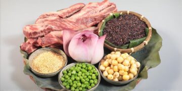 Cơm gạo lứt lá sen – nét giao thoa của ẩm thực Á – Âu