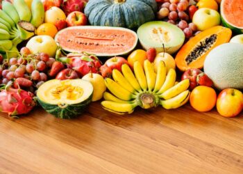 Ăn mấy loại trái cây này là đẹp khỏi dùng mỹ phẩm