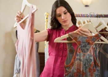 10 phút trang điểm, làm đẹp, chọn trang phục cho người bận rộn