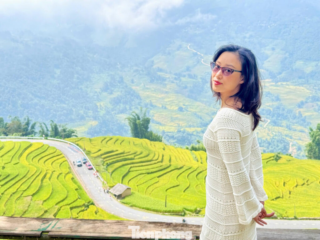 Du khách đổ về Y Tý, đắm chìm với ruộng bậc thang đẹp nhất Tây Bắc