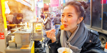 Du lịch mà không ẩm thực thì có vô tri?