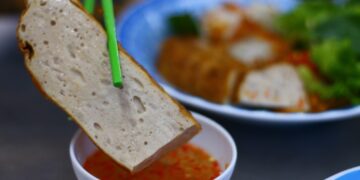 Bánh cuốn hơn 70 năm ở Sài Gòn không có khúc chả chắc chẳng ai ăn
