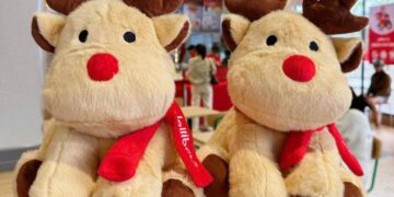 Học được gì từ cơn sốt tuần lộc nhồi bông?