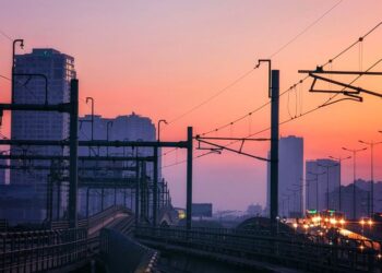 Vẻ đẹp khác biệt của hoàng hôn siêu đô thị Sài Gòn