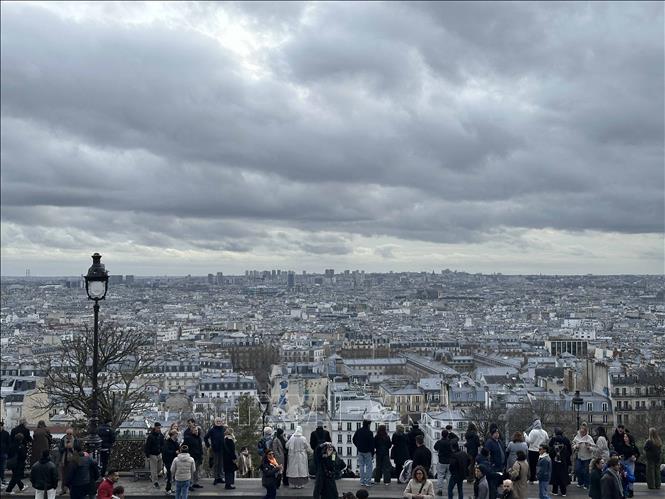 Đồi Montmartre – Điểm hẹn của tình yêu, lịch sử và trải nghiệm Paris