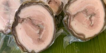 Đặc sản từ những tảng ba chỉ nguyên khối – món ngon khó quên